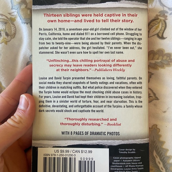 books - Picture 3 of 4